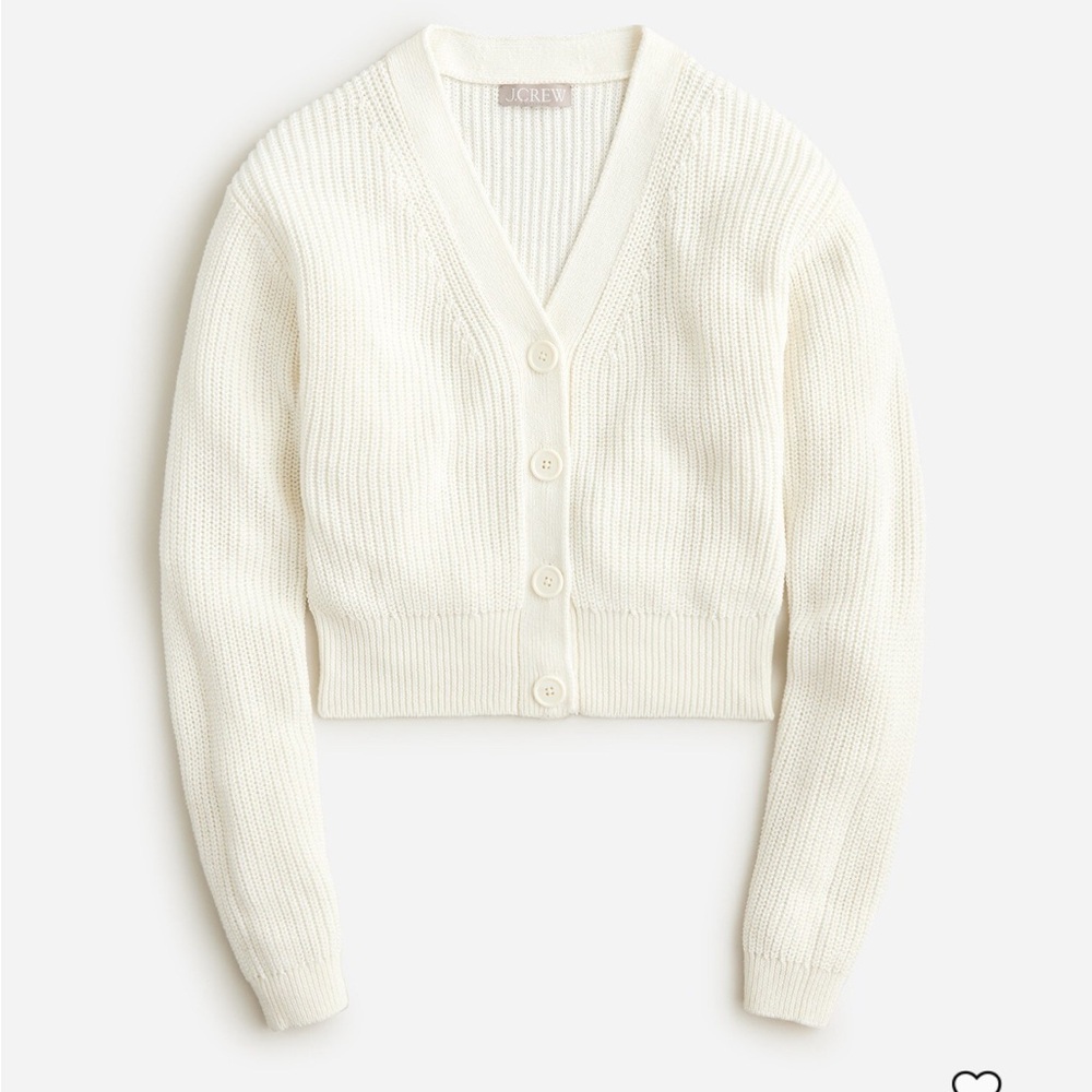 Women's Cropped V neck Cream Sweater